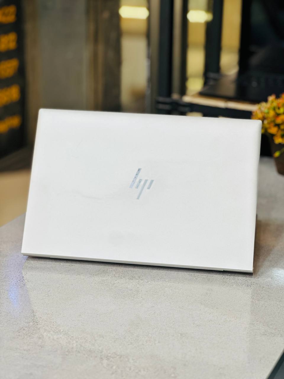 HP EliteBook 840 G8 Slim Aluminum Design