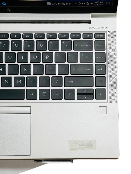 کیبورد جزیرهای و نمایشگر باکیفیت لپتاپ HP EliteBook 845 G7 – مناسب تایپ راحت و طراحی حرفهای