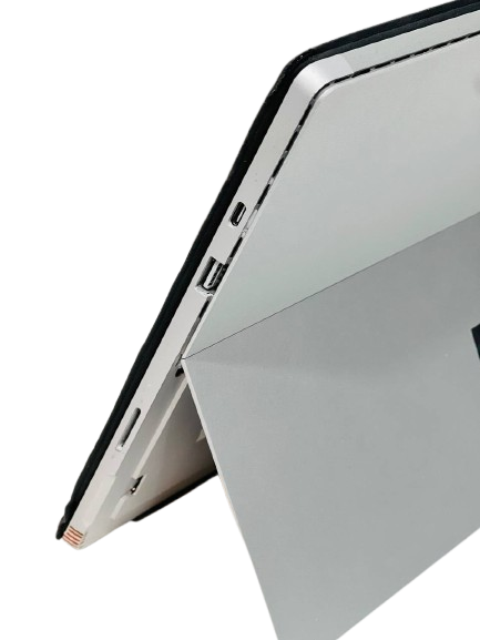 پورتهای متنوع Microsoft Surface Pro 7 شامل USB-C، USB-A و Surface Connect – مناسب برای کاربران حرفهای