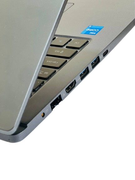 پورتهای متنوع Acer P414-51 شامل USB-C، HDMI و USB-A – اتصال آسان به تجهیزات جانبی