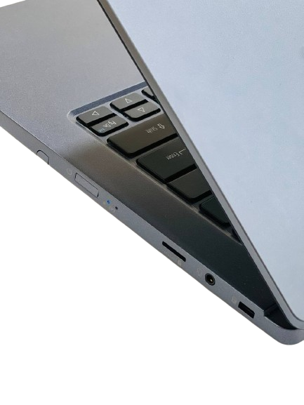 پورتهای متنوع Acer P414-51 شامل USB-C، HDMI و USB-A – اتصال آسان به تجهیزات جانبی