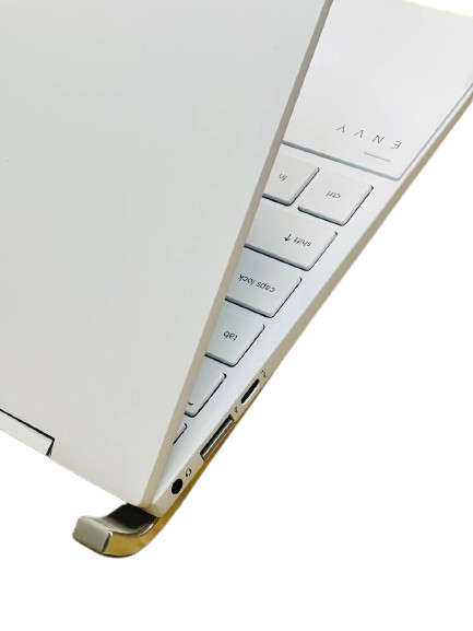 پورتهای حرفهای HP Envy 13 X360 شامل USB-C، USB-A و HDMI – سازگاری عالی با تجهیزات جانبی