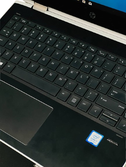 کیبورد ارگونومیک با نور پسزمینه و نمایشگر لمسی 14.1 اینچی FHD لپتاپ HP ProBook 440 G1 – مناسب برای طراحی و مولتیمدیا