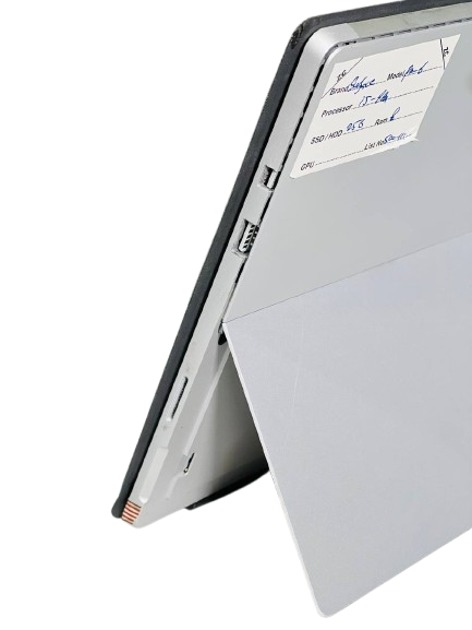 پورتهای Surface Pro 6 شامل USB-A، Mini DisplayPort و Surface Connect – ارتباط سریع با دستگاههای جانبی