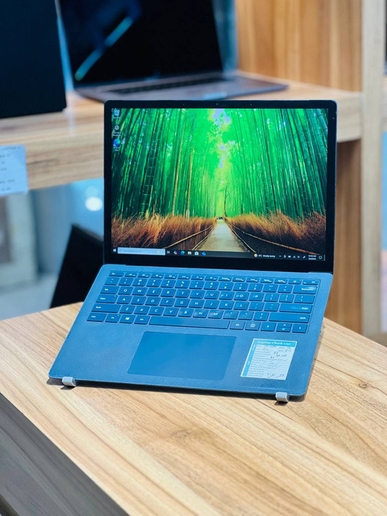 لپتاپ لمسی Microsoft Surface Laptop 3 با نمایشگر 14.1 اینچی 3K، طراحی شیک و سبک، مناسب برای کارهای تجاری و طراحی