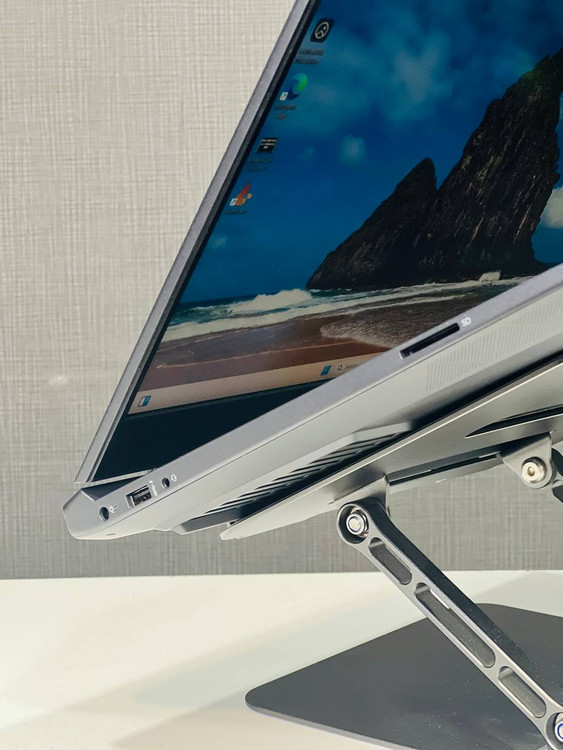 پورتهای سمت چپ HP Victus 15 شامل USB 3.2، USB-C، HDMI، درگاه LAN و جک 3.5mm هدفون/میکروفون