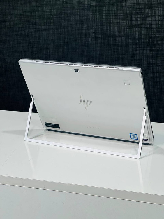 بدنه مقاوم و طراحی شیک لپتاپ HP Elite X2 1013 G4، مناسب برای محیطهای کاری و تجاری