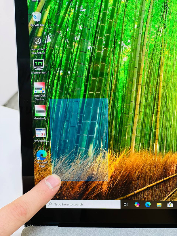 صفحهنمایش 13.5 اینچی 3K با کیفیت عالی و دقت رنگ بالا در لپتاپ Microsoft Surface Laptop 2، مناسب برای طراحی و کارهای گرافیکی