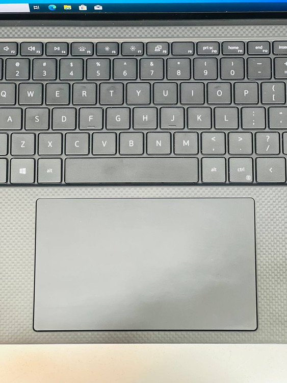 DELL PRECISION 5560 Keyboard View - Backlit, Full Layout