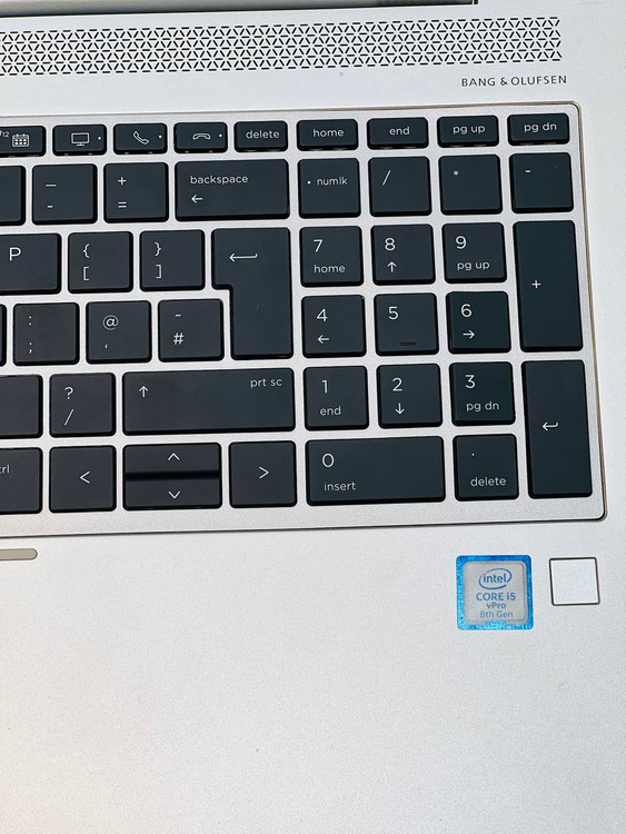 صفحهکلید کامل لپ تاپ HP EliteBook 850 G6 با طراحی ارگونومیک و کلیدهای نرم برای تایپ راحت