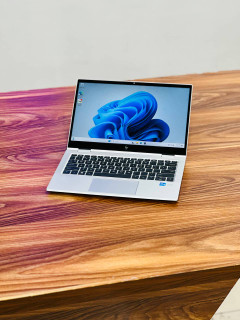 لپ تاپHP ELITE BOOK 830 G8 i5-1145G7 16GB DDR4 256GB SSD Intel iris 13'3 inch FHD Touch