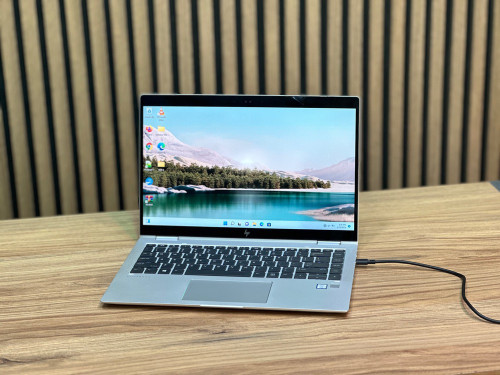 لپتاپ elite book 1040 G5 i5-8350U 8gb ddr4 256 gb ssd Intel UHD 14'1 inch FHD touch X360