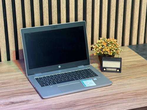 لپتاپ HP pro book 640 G4 i7-8650U 8gb ddr4 256gb ssd 2gb AMD RX 540 13'5 inch FHD