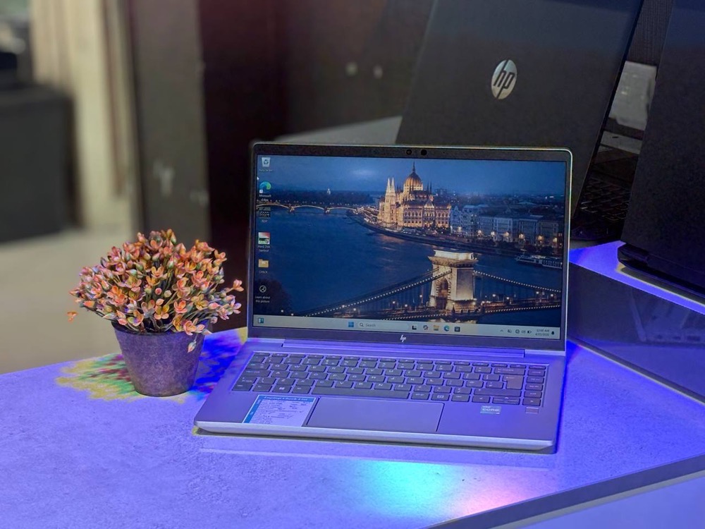لپتاپ HP elite book 640 G9 i5-1235U 8gb ddr4 256gb ssd Intel UHD 14'1 inch FHD