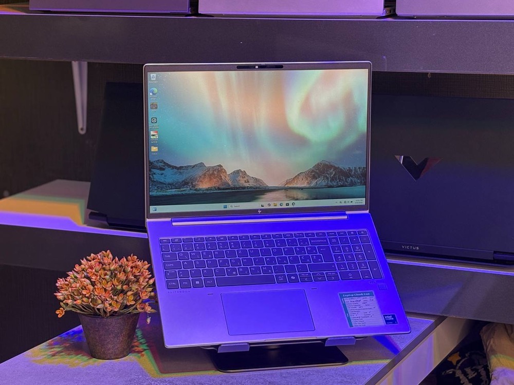 لپتاپ HP elite book 660 G11 ULTRA7-155U 16gb ddr4 512gb ssd Intel 16'1 inch FHD