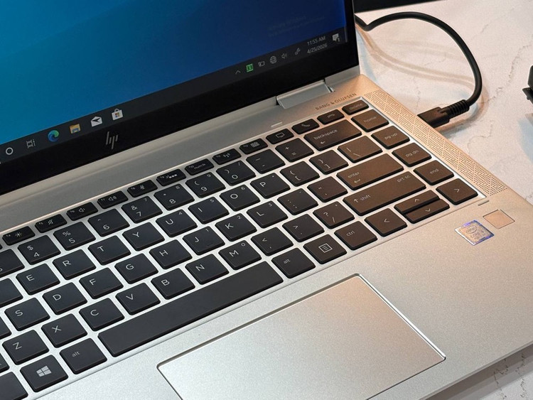 لپتاپ HP elite book 1040 G5 i5-8250U 16gb ddr4 256gb ssd Intel UHD 14'1 inch FHD X360 touch