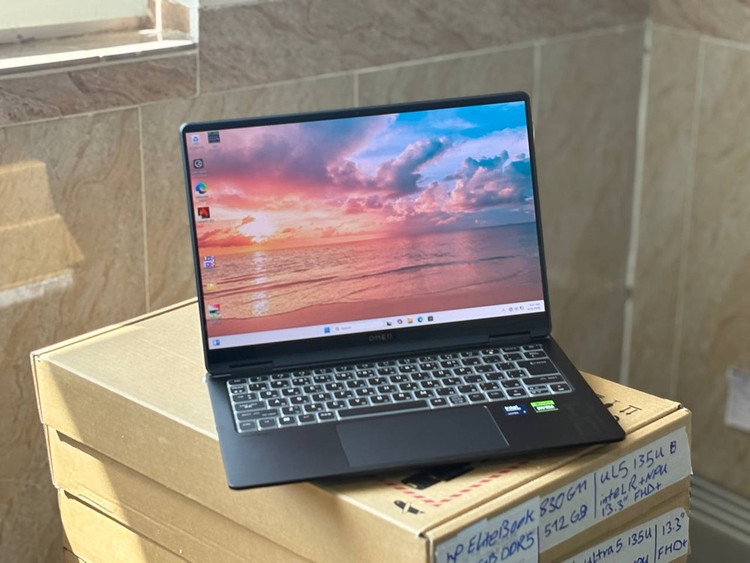 لپتاپ HP omen transcend 14 ultra7-155H 16gb ddr5 1Tb ssd 8gb-rtx 4060 14'1 inch 2k