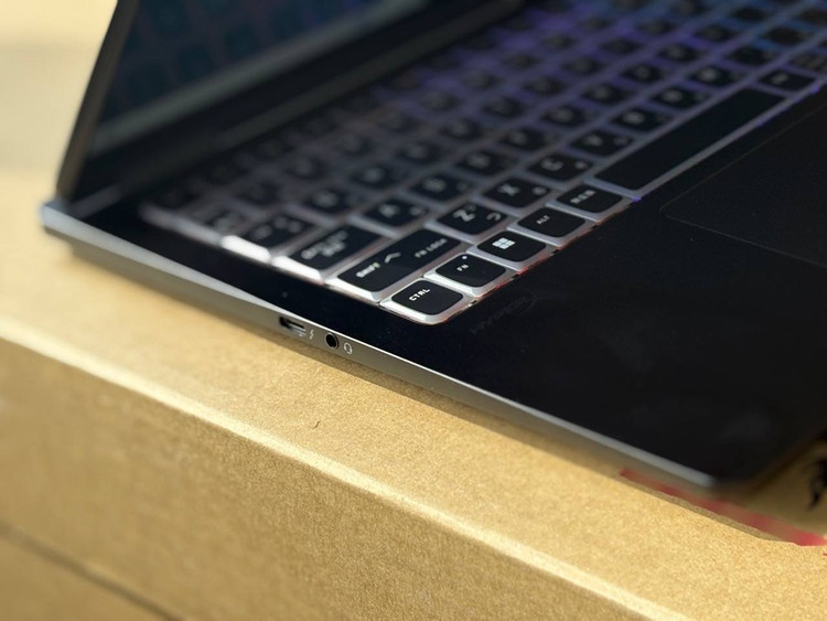 لپتاپ HP omen transcend 14 ultra9-185HS 32gb ddr5 1Tb ssd 8gb-rtx 4070 14'1 inch 2k