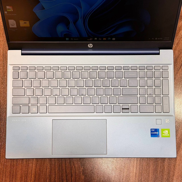 لپتاپ HP pavilion 15 i7-1165G7 8gb ddr4 512gb ssd 2gb-MX 450 15'6 inch FHD