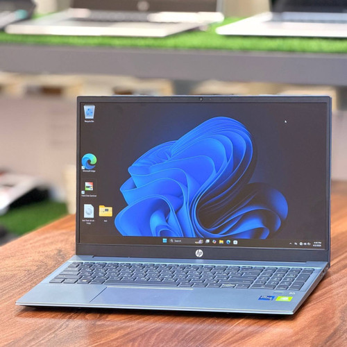 لپتاپ HP pavilion 15 i7-1165G7 8gb ddr4 512gb ssd 2gb-MX 450 15'6 inch FHD