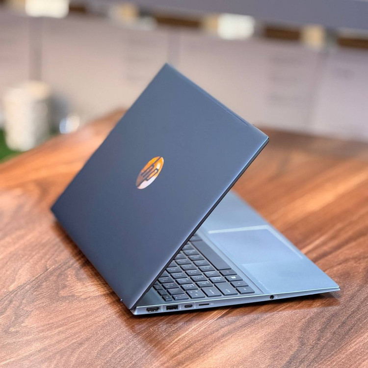 لپتاپ HP pavilion 15 i7-1165G7 8gb ddr4 512gb ssd 2gb-MX 450 15'6 inch FHD