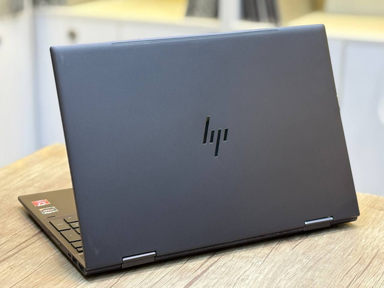 لپتاپ HP ENVY 15 ryzen5-2500U 8gb ddr4 256gb ssd 2gb-vega8 15'6 inch FHD touch x360