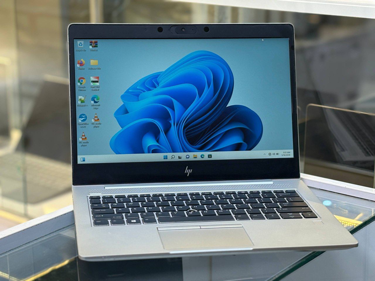 لپتاپ HP elite book 830 G6 i5-8365U 8gb ddr4 256gb ssd intel UHD 13'6 inch FHD touch