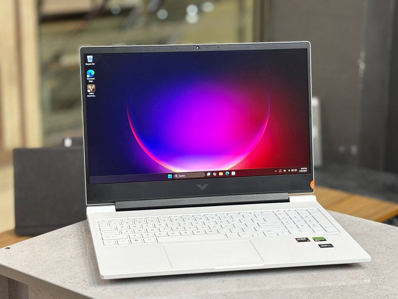 لپتاپ HP victus gaming 16 ryzen7-8845HS 16gb ddr4 1TB ssd 8gb-RTX4060 15'6 inch FHD 165Hz+RGB