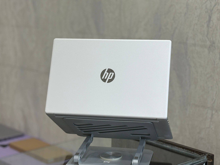 لپتاپ HP LAPTOP 15 ryzen7-7730U 16gb ddr5 512gb ssd AMD512 15'6 inch FHD white