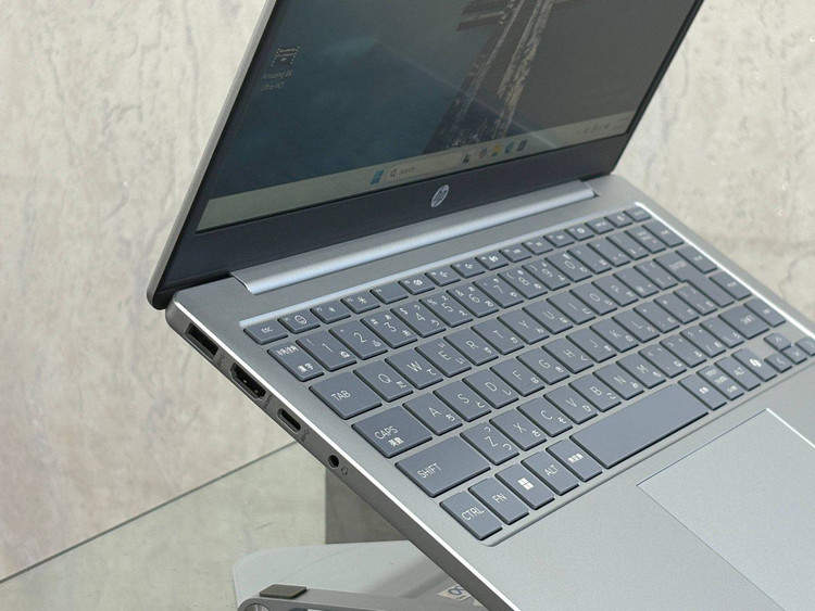 لپتاپ HP LAPTOP 14 Ryzen5-7530U 8gb ddr5 256gb ssd AMD 512 14'1 inch FHD silver