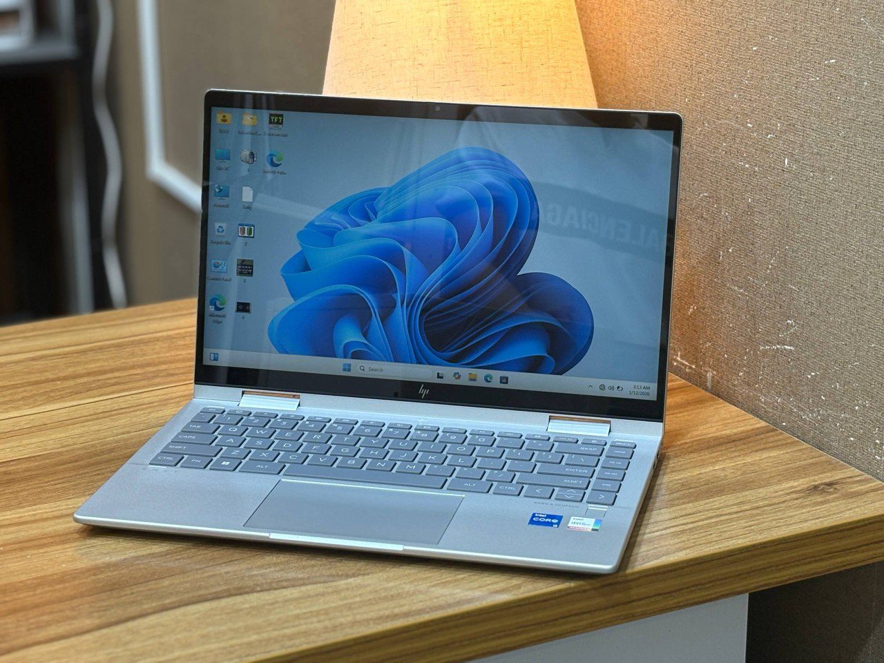 لپتاپ HP ENVY 14 i5-1335U 8gb ddr4 512gb ssd intel iris Xe 14'1 inch FHD touch x360