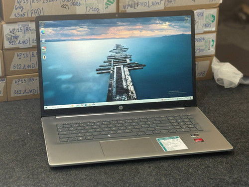 لپتاپ HP LAPTOP 17S RYZEN 5-7520U 8gb ddr4 512gb ssd AMD512 17'1 INCH FHD
