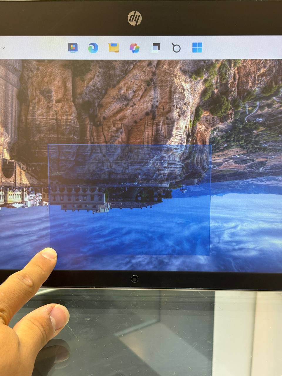لپتاپ HP PAVILION 14 i3-8130U 8gb ddr4 256gb ssd intel UHD 14'1 INCH HD TOUCH X360
