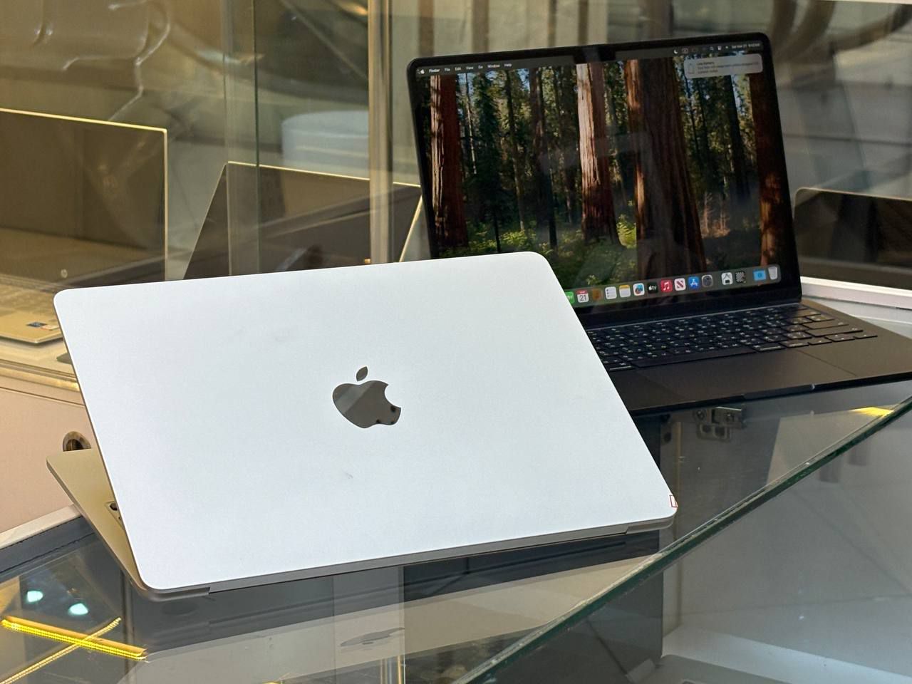لپتاپ APPLE macbook Air 2022 m2 16gb ddr4 1tb ssd m2 13'5 inch 2k touch