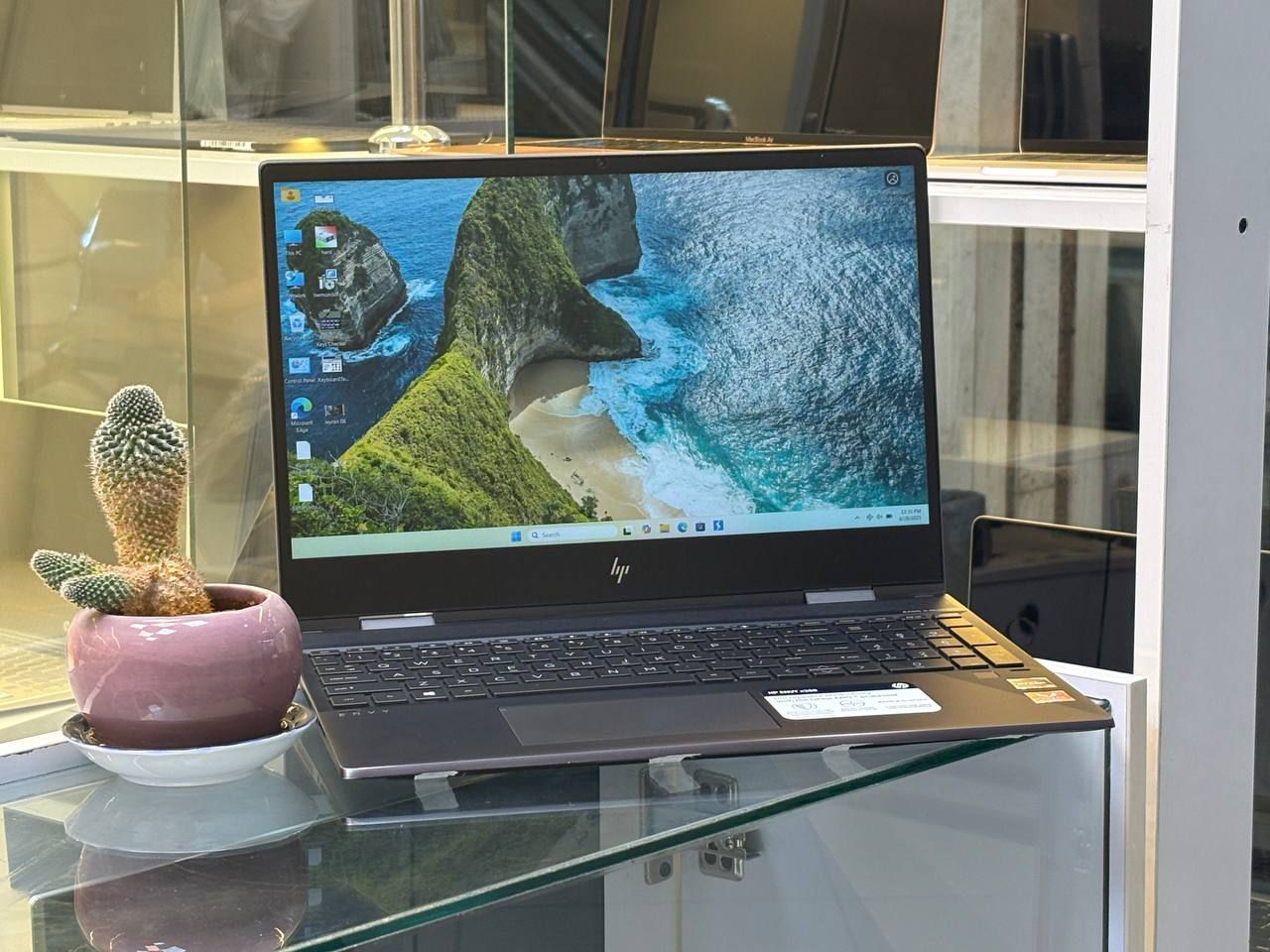 لپتاپ HP ENVY 15 RYZEN5-4500U 8GB DDR4 256GB SSD AMD512 15'6 INCH FHD X360 TOUCH