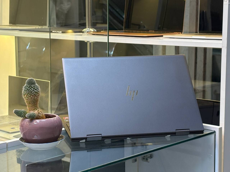 لپتاپ HP ENVY 15 RYZEN5-3500U 8gb ddr4 256gb ssd 2gb-vega8 15'6 inch FHD X360 TOUCH