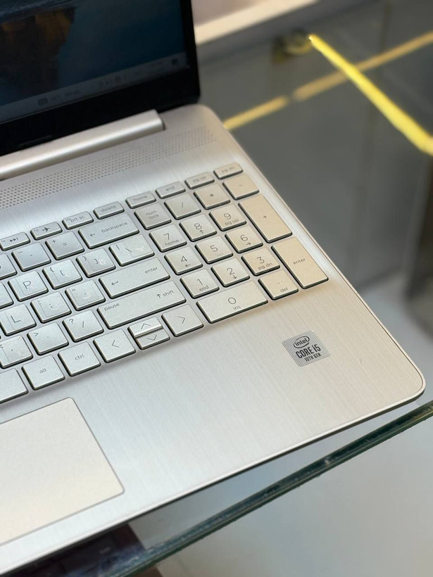 لپتاپ HP LAPTOP 15 I5-1035G1 12GB DDR4 256GB SSD Intel UHD 15'6 INCH FHD