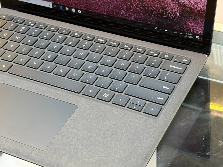 کیبورد آلکانترا و تاچپد Microsoft Surface Laptop 2