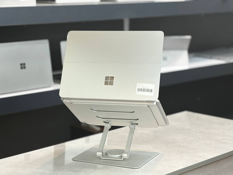 بدنه آلومینیومی و طراحی پریمیوم Microsoft Surface Laptop Studio 2