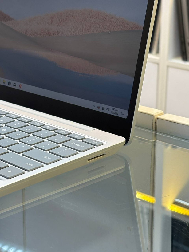 گرافیک Intel UHD Graphics G1 لپ تاپ Microsoft Surface Laptop Go 1