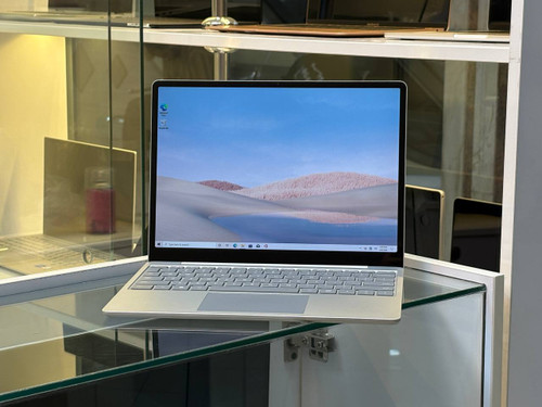 لپ تاپ استوک Microsoft Surface Laptop Go 1 با رم 8 گیگ و حافظه 256 گیگ SSD مناسب استفاده روزمره و کاری