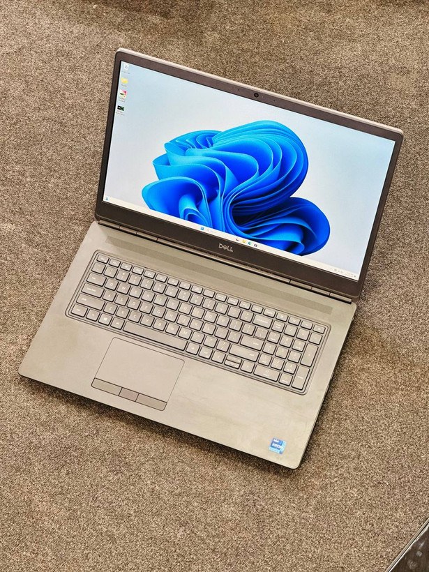 نمایشگر 17.3 اینچی Dell Precision 7760