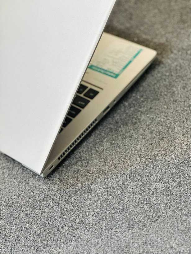 لپتاپ HP PRO BOOK 645 G4 RYZEN7-2700U 8GB DDR4 256GB SSD 1GB AMD 14'1 INCH HD+