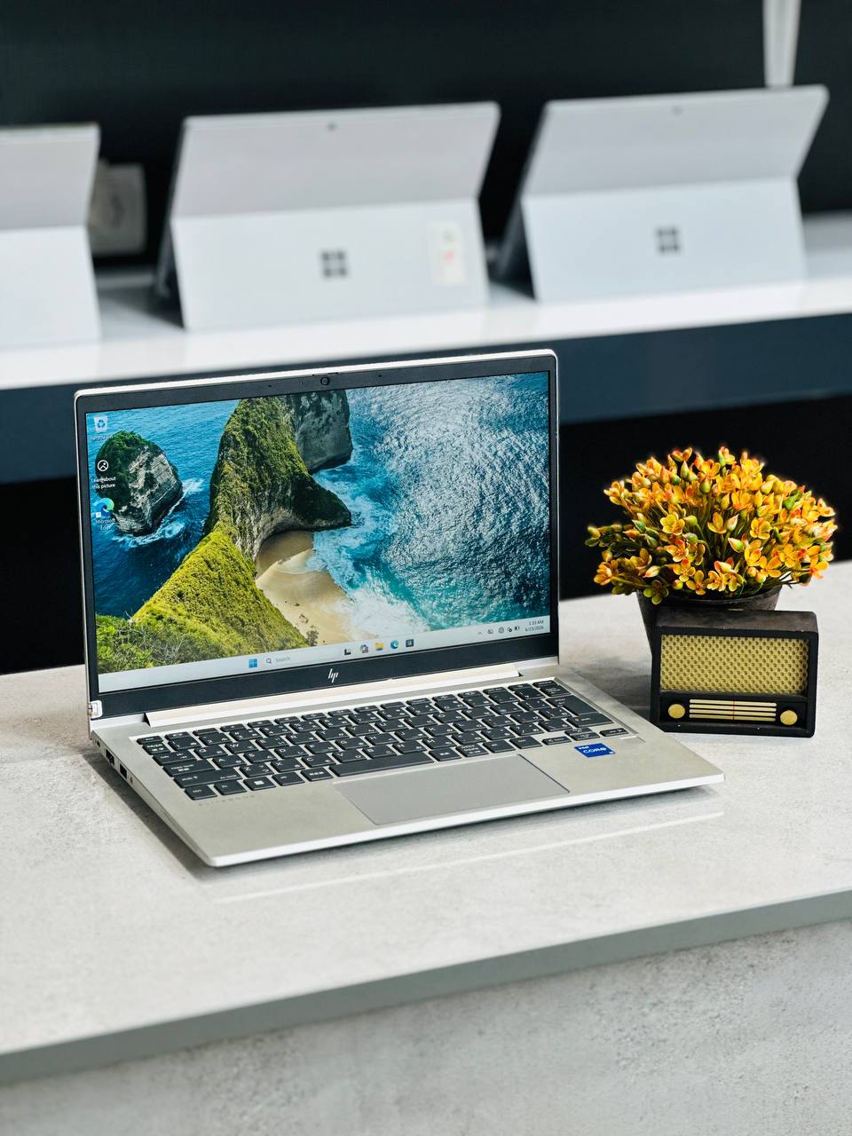 لپتاپ HP elite book 630 G10 i5-1335U 16gb ddr4 256gb ssd intel uhd 14'1 inch FHD