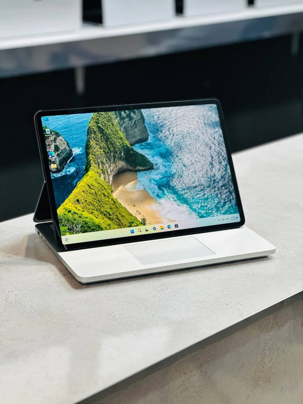 نمایشگر لمسی Surface Laptop Studio 2 مدل RTX 2000 Ada
