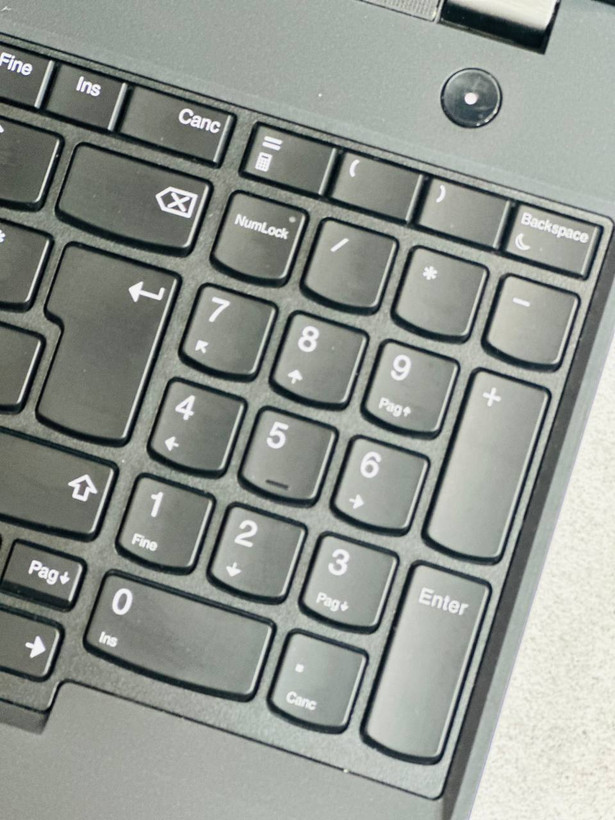 کیبورد عددی لپ تاپ Lenovo ThinkPad T15 Gen 2