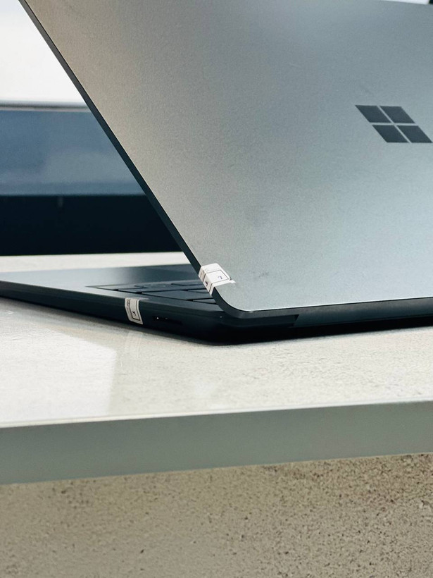 لپتاپ لمسی Microsoft Surface Laptop 3 i7 1065G7 16GB ddr4 256GB SSD 13.5 inch 2K Touch