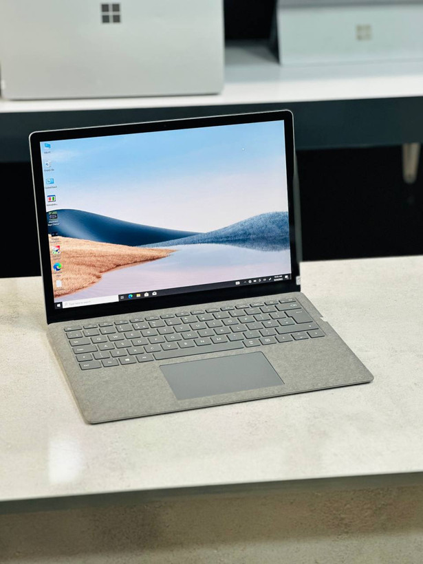 لپتاپ لمسی Microsoft Surface Laptop 3 i7 1065G7 16GB ddr4 256GB SSD 13.5 inch 2K Touch